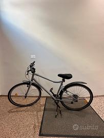 Bici trekking RIVERSIDE 500