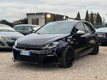 Volskwagen Golf GTI