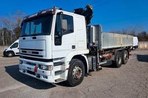 Iveco 240E38- 3assi- ribalt. trilat. + Gru Hiab