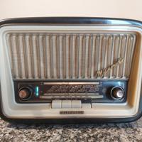 RADIO A VALVOLE TELEFUNKEN MIGNONETTE CON FM-OM-FO