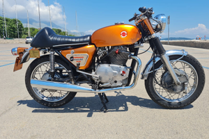 Tornado 650 ES anno 1971 targata MI