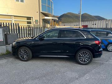 AUDI Q3 S-Line 2.0 (150 cv.)