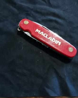 Coltello serramanico multiuso
