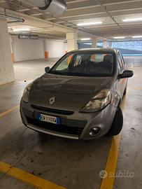 RENAULT CLIO 2012