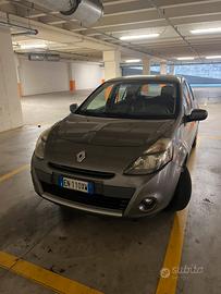 RENAULT CLIO 2012