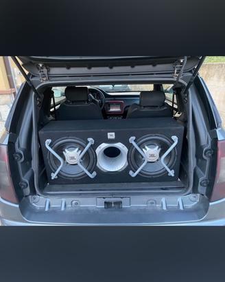 amplificatore e sub woofer
