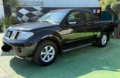 Nissan Navara 2.5 dCi 2 porte King Cab WoRK Platin