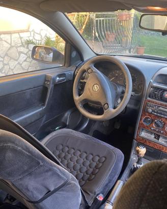Auto Opel astra SW