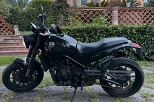 Benelli leoncino 500
