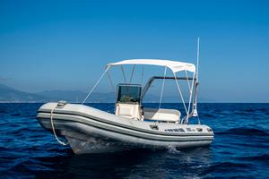 Gommone BSC +motore 40 cv Possibilità posto barca