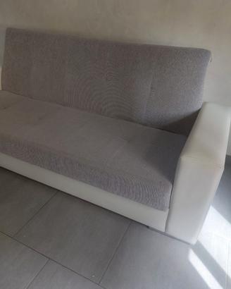 Divano letto piu divano piccolo in omaggio