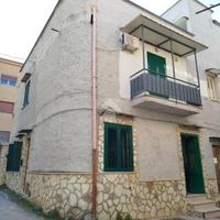 3 LOCALI A PALERMO