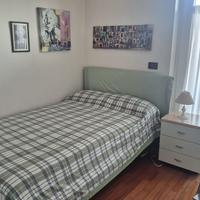 Letto una piazza e mezza con testiera imbottita