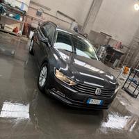 Passat  150 cv turbo diesel  cambio automatico 