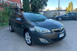 Opel Astra 1.4 Turbo 140CV Sports Tourer GPL Tech 