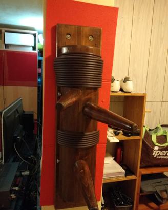 Wooden dummy
