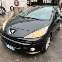 Peugeot 207 1.4 8V 75CV 5p. ONE Line