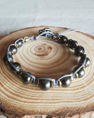 braccialetto artigianale tipo shamballa