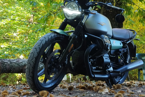 Moto Guzzi V7 Stone Centenario 2021