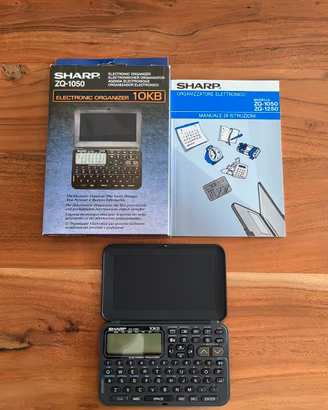 Agenda elettronica Sharp ZQ-1050 nuova