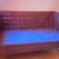 Divanetto Ikea a due posti