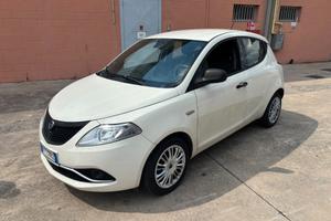 Lancia Ypsilon 1.2 69 CV 5 porte GPL Ecochic Silve