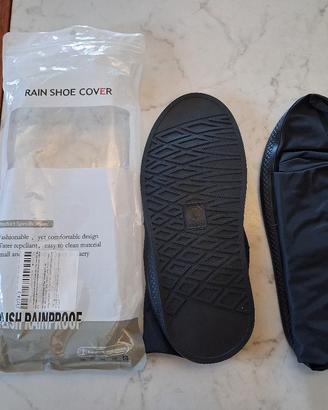 Copriscarpe antiacqua da moto