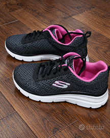 Skechers Memory Foam donna n. 37,5 – pari al nuovo