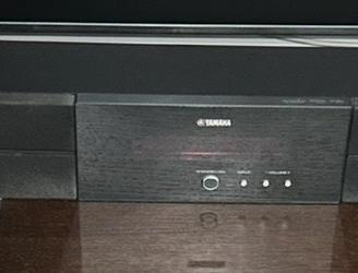 Soundbar Yamaha YAS-81