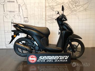 Honda Vision 110 Black