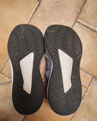 Scarpe da ginnastica n. 41.5