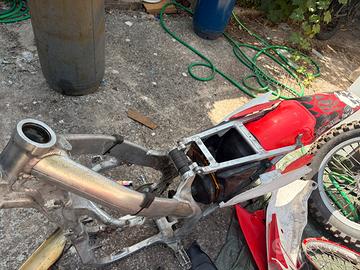 Telaio crf 450 del 2007 non targato