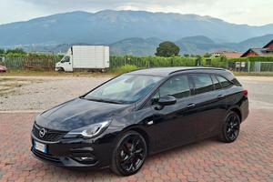Opel Astra 1.5 CDTi Ultimate Sports Tourer LEGGI N