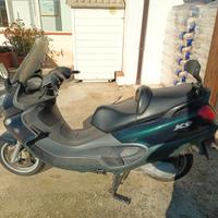 Scooter Piaggio x9
