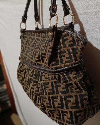 BORSA FENDI