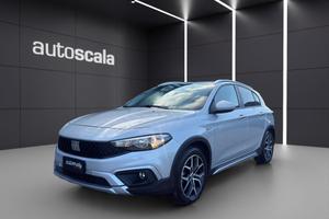 FIAT Tipo 1.5 Hybrid DCT 5 porte Cross