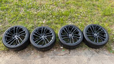  4 cerchi completi di gomme  