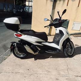 PIAGGIO BEVERLY 400 HPE IE 2021 13.000 KM PERMUTA 