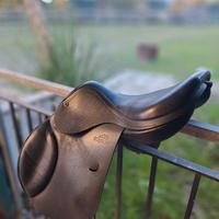 Sella Equiline misura 15 in pelle