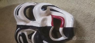 Maschera in cartapesta