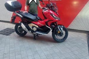 Honda x-adv 750  special edition