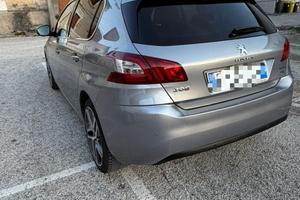 Peugeot 308 2015
