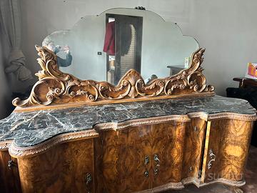Mobile credenza con specchio vintage