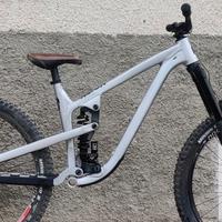Telaio Propain Spindrift + forcella Rockshox Zeb