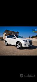 TOYOTA  RAV 4 2.2D 4WD