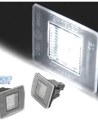 LUCI TARGA A LED PER MERCEDES CLASSE A W176 12-16 
