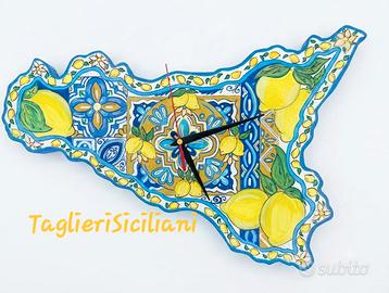 orologio in legno dipinto a mano 