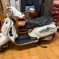 Vespa gts 300