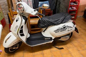 Vespa gts 300