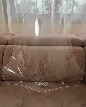 parabrezza givi 440A più staffe A440A